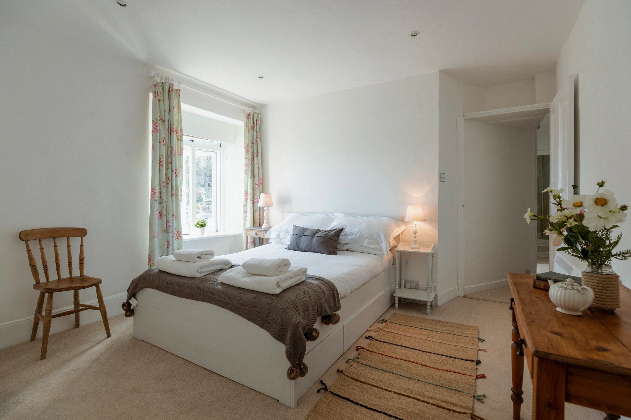 Clean bedroom with area rug after professional cleaning